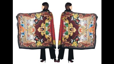 Taroob’s Mughal Darbar shawl incorporates kalamkari on wool. Taroob’s Mughal Darbar shawl incorporates kalamkari on wool.