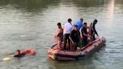 27 students were on the boat that capsized in a lake in Vadodara on Thursday.