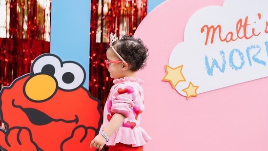 Nick Jonas and Priyanka Chopra’s daughter Malti was a total lovebug at her Elmo-themed birthday party -- sporting pink heart shades, a matching sweatshirt and, of course, a tiara. As for the party itself, Priyanka and Nick completely transformed their backyard into 'Malti's World,' complete with decorations and even a visit from an Elmo mascot.
