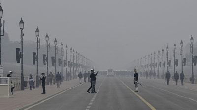 New Delhi, Jan 19 (ANI): Security personnel at the Kartavya Path after Republic Day parade rehearsal, in New Delhi on Friday. (ANI Photo/Jitender Gupta) (Jitender Gupta) New Delhi, Jan 19 (ANI): Security personnel at the Kartavya Path after Republic Day parade rehearsal, in New Delhi on Friday. (ANI Photo/Jitender Gupta) (Jitender Gupta)