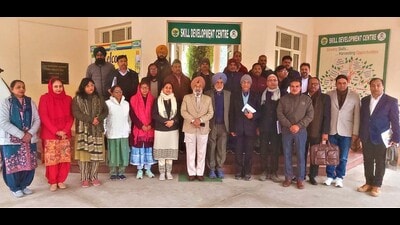 PAU conducts two training courses for farmers, women and technocrats in Ludhiana. (HT)