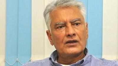 Punjab BJP president Sunil Jakhar held the Mann government responsible for Chabhal sarpanch’s murder. (HT File)