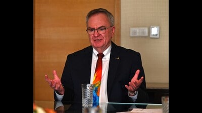 Rotary international president Gordon R McInally commended the Chandigarh Rotary Club’s endeavour to eradicate polio from the city. (HT Photo) Rotary international president Gordon R McInally commended the Chandigarh Rotary Club’s endeavour to eradicate polio from the city. (HT Photo)