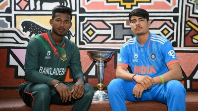 Bangladesh captain Mahfuzur Rahman Rabby and India skipper Uday Saharan pose with the Under-19 World Cup (ICC) Bangladesh captain Mahfuzur Rahman Rabby and India skipper Uday Saharan pose with the Under-19 World Cup (ICC)