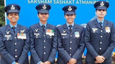 The IAF’s 144-member marching contingent will be led by a woman officer, Squadron Leader Rashmi Thakur (left). Squadron Leader Sumita Yadav, Squadron Leader Pratiti Ahluwalia and Flight Lieutenant Kirti Rohil (second left to right) will also be a part of the marching squad (HT Photo) The IAF’s 144-member marching contingent will be led by a woman officer, Squadron Leader Rashmi Thakur (left). Squadron Leader Sumita Yadav, Squadron Leader Pratiti Ahluwalia and Flight Lieutenant Kirti Rohil (second left to right) will also be a part of the marching squad (HT Photo)