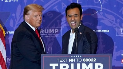 Vivek Ramaswamy dropped out from the 2024 presidential race and endorsed Donald Trump on January 15, 2024 night. (Photo by TIMOTHY A. CLARY / AFP) (AFP) Vivek Ramaswamy dropped out from the 2024 presidential race and endorsed Donald Trump on January 15, 2024 night. (Photo by TIMOTHY A. CLARY / AFP) (AFP)
