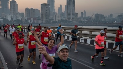 Runners in last year's Mumbai marathon (file pic) (Satish Bhatia/HT) Runners in last year's Mumbai marathon (file pic) (Satish Bhatia/HT)