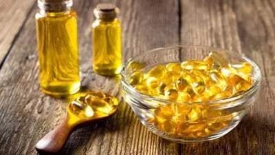 Omega-3 fatty acids help in the conversion of Thyroxine to Triiodothyronine – the active form for more efficiency. (Unsplash) Omega-3 fatty acids help in the conversion of Thyroxine to Triiodothyronine – the active form for more efficiency. (Unsplash)