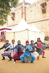 Young artistes from Sri Lanka rehearse to present the Ramayana through Bharatanatyam. (Photo: Raajessh Kashyap/HT) Young artistes from Sri Lanka rehearse to present the Ramayana through Bharatanatyam. (Photo: Raajessh Kashyap/HT)