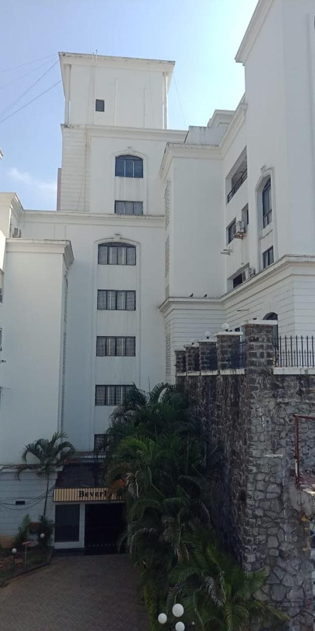 Beverly Hills in Lullanagar was bought by Pune’s prominent builder Subhash Sanas from cine legend Shammi Kapoor. (HT) Beverly Hills in Lullanagar was bought by Pune’s prominent builder Subhash Sanas from cine legend Shammi Kapoor. (HT)