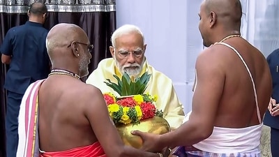 Prime Minister Narendra Modi offered prayers at the Sri Ranganathaswamy temple in Sri Rangam, Tamil Nadu, on Saturday. This temple is one of the most important places for worshipping Lord Vishnu. (ANI ) Prime Minister Narendra Modi offered prayers at the Sri Ranganathaswamy temple in Sri Rangam, Tamil Nadu, on Saturday. This temple is one of the most important places for worshipping Lord Vishnu. (ANI )