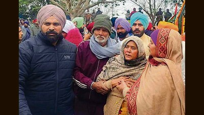 Distraught family members during the cremation ceremony of martyr Ajay Singh at Ramgarh Sardar village in Ludhiana. (HT) Distraught family members during the cremation ceremony of martyr Ajay Singh at Ramgarh Sardar village in Ludhiana. (HT)