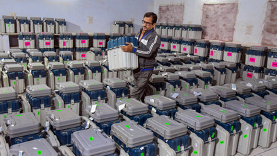 Election Commission said it would require 46,75,100 ballot units, 33,63,300 control units and 36,62,600 VVPAT machines for simultaneous polls (HT_PRINT) Election Commission said it would require 46,75,100 ballot units, 33,63,300 control units and 36,62,600 VVPAT machines for simultaneous polls (HT_PRINT)