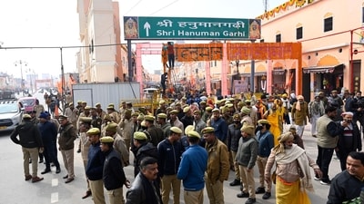 Uttar Pradesh Anti Terrorist Squad (ATS) personnel also conducted patrolling in Ayodhya on Saturday.&nbsp; (HT Photo/Deepak Gupta)