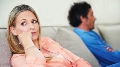 When we keep doing the same thing, repeating the same pattern every day, it is natural to feel bored in a relationship. (Unsplash) When we keep doing the same thing, repeating the same pattern every day, it is natural to feel bored in a relationship. (Unsplash)