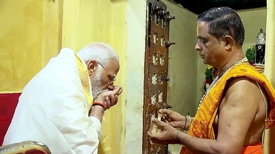 PM Modi also performed puja at the Kothandaramaswamy Temple. (ANI) PM Modi also performed puja at the Kothandaramaswamy Temple. (ANI)