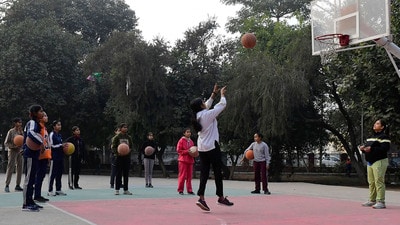 Girls from various government schools practising basketball at Chattar Singh Memorial Park in Ludhiana. (HT) Girls from various government schools practising basketball at Chattar Singh Memorial Park in Ludhiana. (HT)