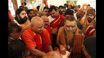 Kanchi Kamakoti Peetha's Shankaracharya Jayendra Saraswati Ji Maharaj visits Shri Ram Janmabhoomi Mandir Anushthan Yagyashala on the eve of the consecration ceremony of Ram Temple, in Ayodhya, Sunday. (PTI)