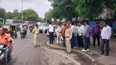 The RTO officials inspected the route through the Road Safety Committee along with the National Highways Authority of India (NHAI), Pune Municipal Corporation (PMC) officials, local police department officers, and even local citizens. (HT PHOTO) The RTO officials inspected the route through the Road Safety Committee along with the National Highways Authority of India (NHAI), Pune Municipal Corporation (PMC) officials, local police department officers, and even local citizens. (HT PHOTO)