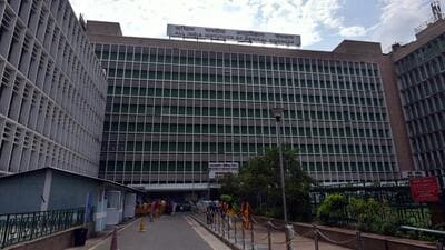 The hospital administration has received flak for its earlier decision to suspend OPD services till 2.30 pm on Monday. (HT Archive) The hospital administration has received flak for its earlier decision to suspend OPD services till 2.30 pm on Monday. (HT Archive)