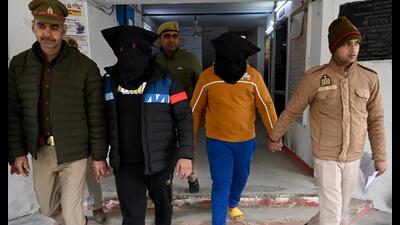 Two men, associated with Kapil Maan gang, have been rounded up in the murder of jailed gangster's brother in Sector 104, Noida. (Sunil Ghosh/HT Photo) Two men, associated with Kapil Maan gang, have been rounded up in the murder of jailed gangster's brother in Sector 104, Noida. (Sunil Ghosh/HT Photo)