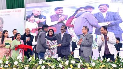 Jharkhand chief minister Hemant Soren said on Saturday that over 50,000 youths have been employed in the private sector (HT Photo)