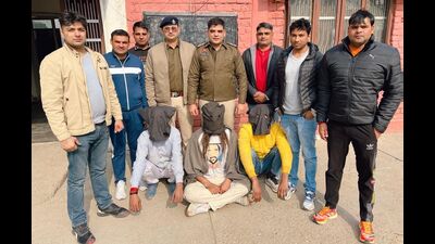 Rohtak CIA-2 in-charge Azad Nain said they were patrolling in the Meham area and the accused fired shots at them when they signalled the accused to stop their car. (HT Photo)