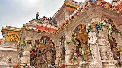 Many top businessmen were invited to the consecration ceremony in Ram Mandir. (PTI) (PTI) Many top businessmen were invited to the consecration ceremony in Ram Mandir. (PTI) (PTI)