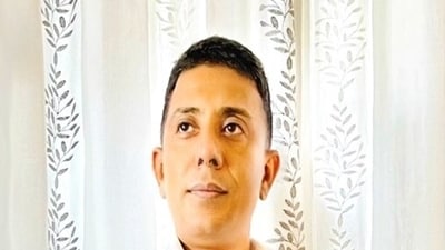 Samujjwal Ghosh, Chief Executive Officer (CEO), HOABL, told Hindustan Times Digital that the House of Abhinandan Lodha has received inquiries from non-resident Indians (NRIs) based in UK, US and South East Asia for the luxury housing project in Ayodhya. Samujjwal Ghosh, Chief Executive Officer (CEO), HOABL, told Hindustan Times Digital that the House of Abhinandan Lodha has received inquiries from non-resident Indians (NRIs) based in UK, US and South East Asia for the luxury housing project in Ayodhya.