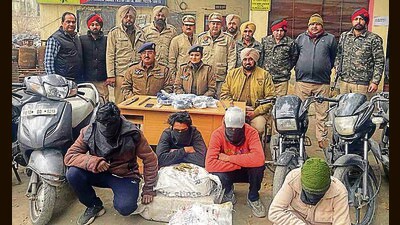 The accused in the custody of Salem Tabri police in Ludhiana. (HT) The accused in the custody of Salem Tabri police in Ludhiana. (HT)