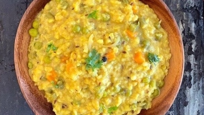 Khichdi: Nothing can be as soothing as a bowl of khichdi on days when your system needs a detox. Light to digest and full of amazing nutrients, khichdi is the perfect and comforting meal for your digestive system. Overall, a gentle and fibre-rich meal that's easy on digestion and great for probiotics. (Pinterest) Khichdi: Nothing can be as soothing as a bowl of khichdi on days when your system needs a detox. Light to digest and full of amazing nutrients, khichdi is the perfect and comforting meal for your digestive system. Overall, a gentle and fibre-rich meal that's easy on digestion and great for probiotics. (Pinterest)