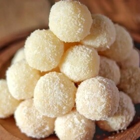 Coconut laddoo (Pinterest) Coconut laddoo (Pinterest)
