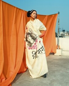 A white hand-painted saree featuring Shri Ram on the pallu from designer Neha Vadehra (Photo: Irbaz Ali; Location courtesy: Harinder Singh, 1469 Original) A white hand-painted saree featuring Shri Ram on the pallu from designer Neha Vadehra (Photo: Irbaz Ali; Location courtesy: Harinder Singh, 1469 Original)