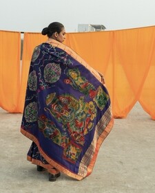 Paithani saree with kalamkari motifs of Ram Darbaar on the pallu by Gautam Gupta (Photo: Irbaz Ali; Location courtesy: Harinder Singh, 1469 Original) Paithani saree with kalamkari motifs of Ram Darbaar on the pallu by Gautam Gupta (Photo: Irbaz Ali; Location courtesy: Harinder Singh, 1469 Original)