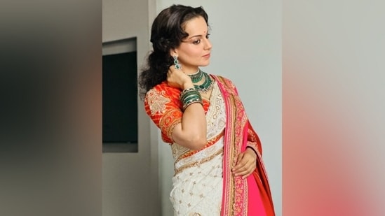 Kangana accessorised the ensemble with emerald jewels, including a choker, precious stones-adorned necklace, dangling earrings, bangles, and kadhas.&nbsp;(Instagram)