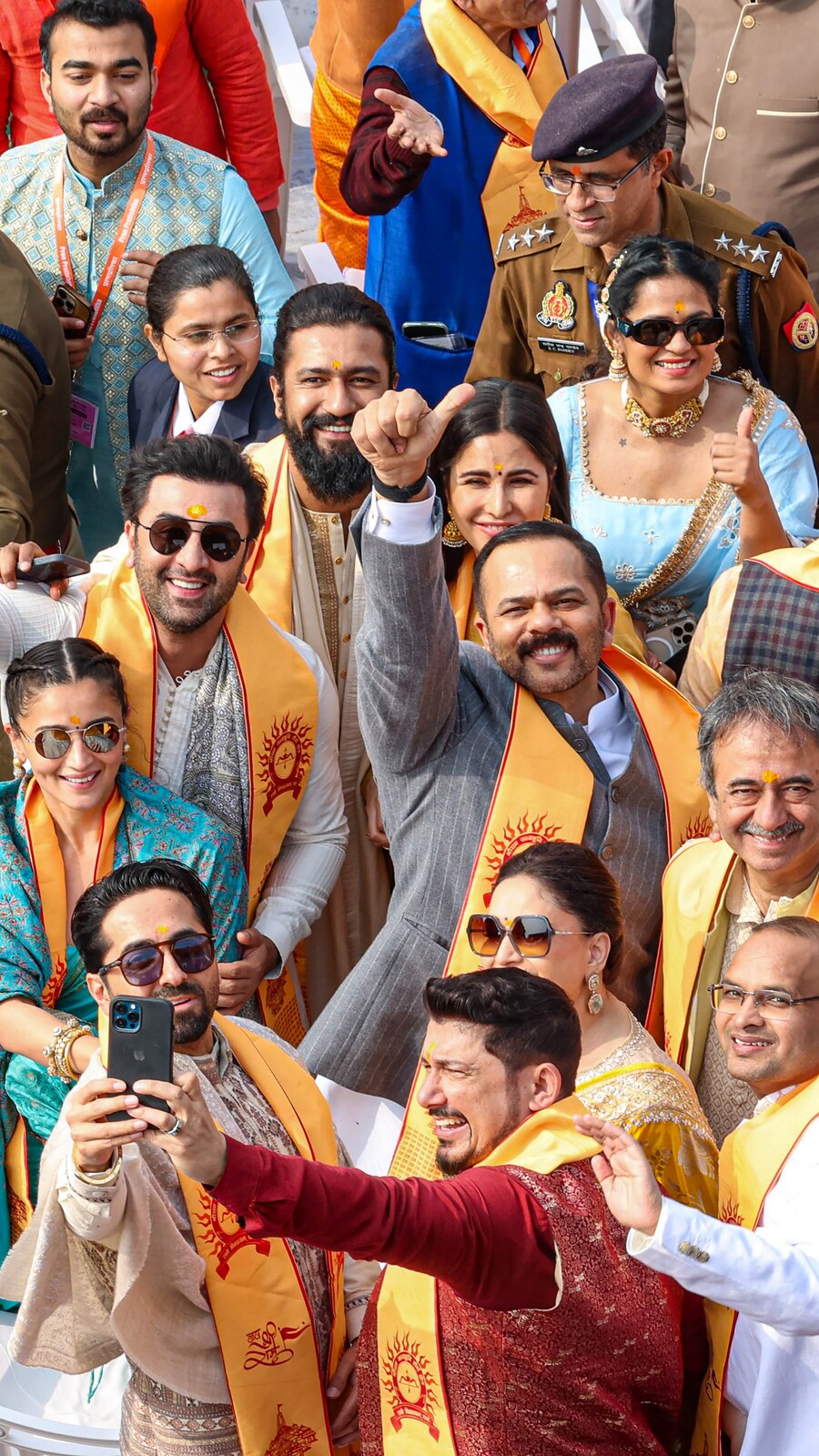 Celebs_at_Ayodhya