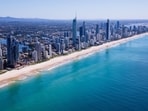 Australia: Tropical Cyclone Kirrily set to hit Queensland, residents and tourists urged to take precautions 
