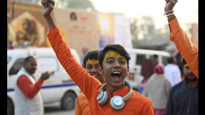 Devotees waiting on Ram Path to visit Ram temple in Ayodhya, on Tuesday. (Deepak Gupta/HT) Devotees waiting on Ram Path to visit Ram temple in Ayodhya, on Tuesday. (Deepak Gupta/HT)