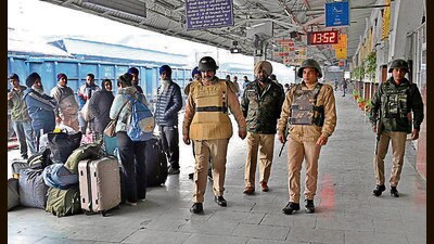 Government Railway Police personnel deployed at the Ludhiana Junction (HT Photo) Government Railway Police personnel deployed at the Ludhiana Junction (HT Photo)