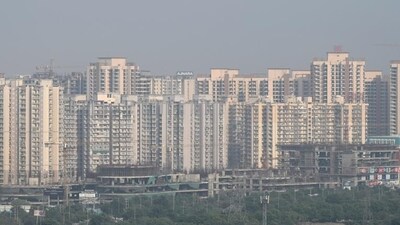 The Uttar Pradesh government’s December 19 announcement of a new policy intends to cater to the stalled housing projects. (Sunil Ghosh/HT Photo) The Uttar Pradesh government’s December 19 announcement of a new policy intends to cater to the stalled housing projects. (Sunil Ghosh/HT Photo)
