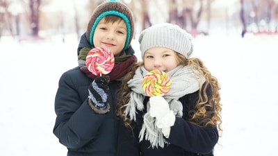 1. Dressing Appropriately for winter: It's crucial to stay warm during the winter months. This is especially true for toddlers, who are more susceptible to the cold. Dress them in multiple layers and don't forget winter essentials such as boots, socks, hats, and gloves. Limit their time outside as children are more vulnerable to the cold. (Photo by Aleks) 1. Dressing Appropriately for winter: It's crucial to stay warm during the winter months. This is especially true for toddlers, who are more susceptible to the cold. Dress them in multiple layers and don't forget winter essentials such as boots, socks, hats, and gloves. Limit their time outside as children are more vulnerable to the cold. (Photo by Aleks)