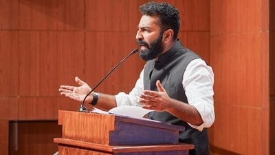FIR filed against Karnataka Youth Cong chief for conducting rally in Bengaluru FIR filed against Karnataka Youth Cong chief for conducting rally in Bengaluru