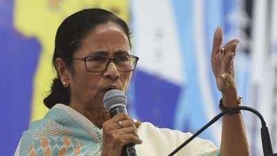 Mamata Banerjee (File photo) Mamata Banerjee (File photo)