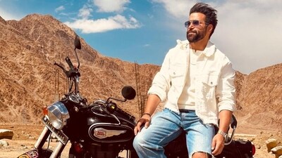 Actor Rithvik Dhanjani