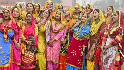Students after performing Giddha during the full dress rehearsal of the Republic Day function in Amritsar on Wednesday. (Sameer Sehgal/HT) Students after performing Giddha during the full dress rehearsal of the Republic Day function in Amritsar on Wednesday. (Sameer Sehgal/HT)