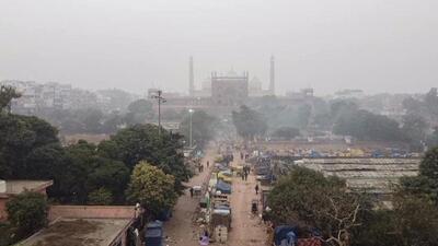 The average air quality index (AQI) was recorded at 392 (very poor) at 9am. (ANI photo) The average air quality index (AQI) was recorded at 392 (very poor) at 9am. (ANI photo)