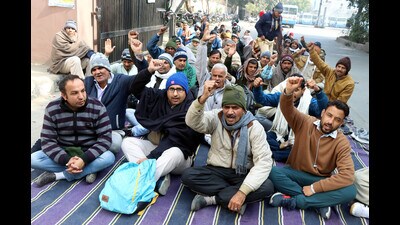 The call for the strike was given by the Haryana Roadways Employees Sanjha Morcha. (Manoj Dhaka /HindustanTime) The call for the strike was given by the Haryana Roadways Employees Sanjha Morcha. (Manoj Dhaka /HindustanTime)
