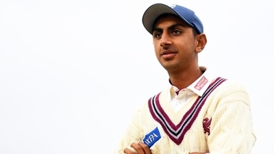 Shoaib Bashir flies back to England to sort his India visa issues (X) Shoaib Bashir flies back to England to sort his India visa issues (X)