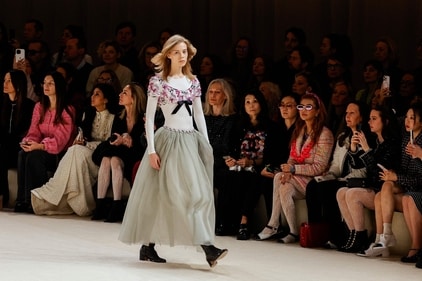 A model presents a creation for Chanel during the Women's Haute-Couture Spring/Summer 2024 Fashion Week in Paris on January 23, 2024. (Photo by Geoffroy VAN DER HASSELT / AFP) A model presents a creation for Chanel during the Women's Haute-Couture Spring/Summer 2024 Fashion Week in Paris on January 23, 2024. (Photo by Geoffroy VAN DER HASSELT / AFP)