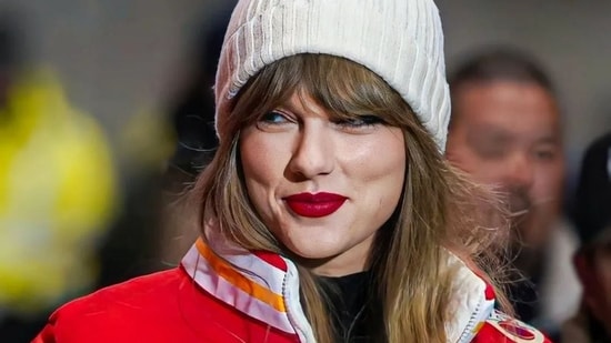 Taylor Swift was recently spotted with Cara Delevingne and Brittany Mahomes (Instagram)